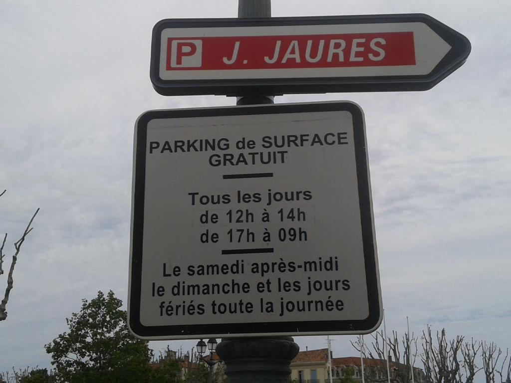 Venez Rever Beziers Centre Et Gare Il Y A Plus Cher Mais C Est Moins Bien Экстерьер фото